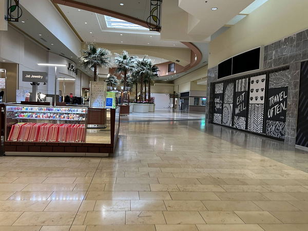 Lansing Mall - Aug 13 2022
